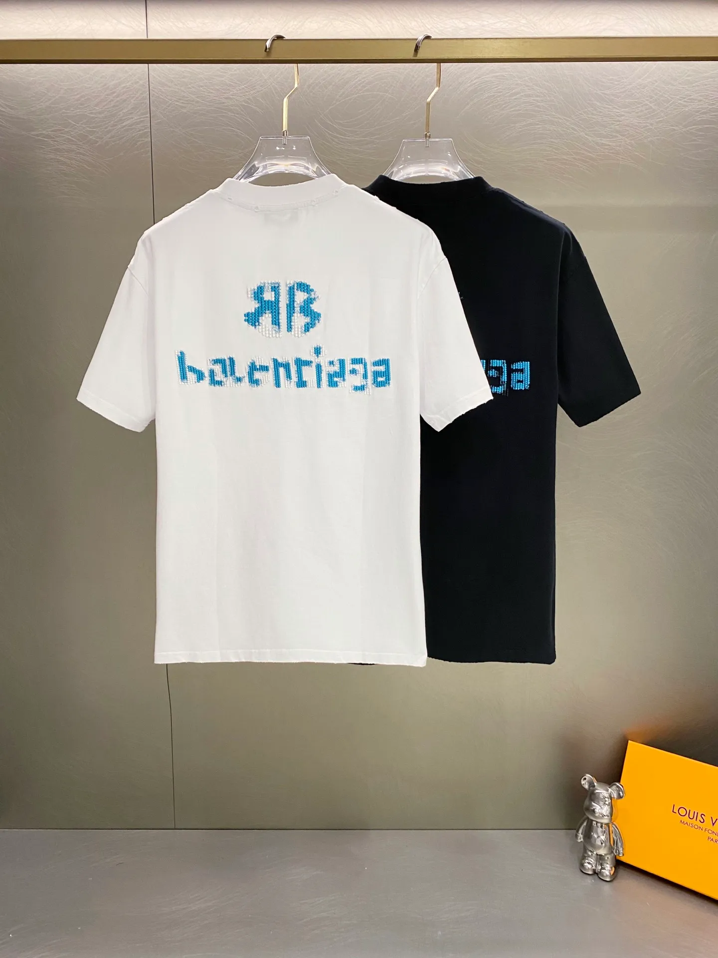 BALENCIAGA 2026 T 1:1 ！ Versatile ！ :Black White Size:S-XL